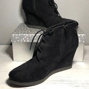 Black wedge lace up booties